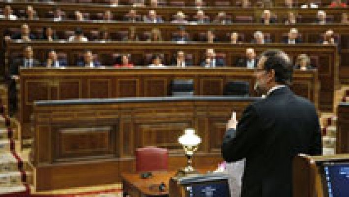 Rajoy y Sánchez se enfrentan por los Presupuestos en la última sesión de control al Gobierno