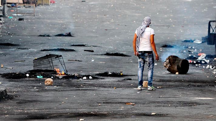Telediario 1 - Un palestino abatido tras un ataque y cinco israelíes heridos por un atropello, en una nueva jornada de violencia