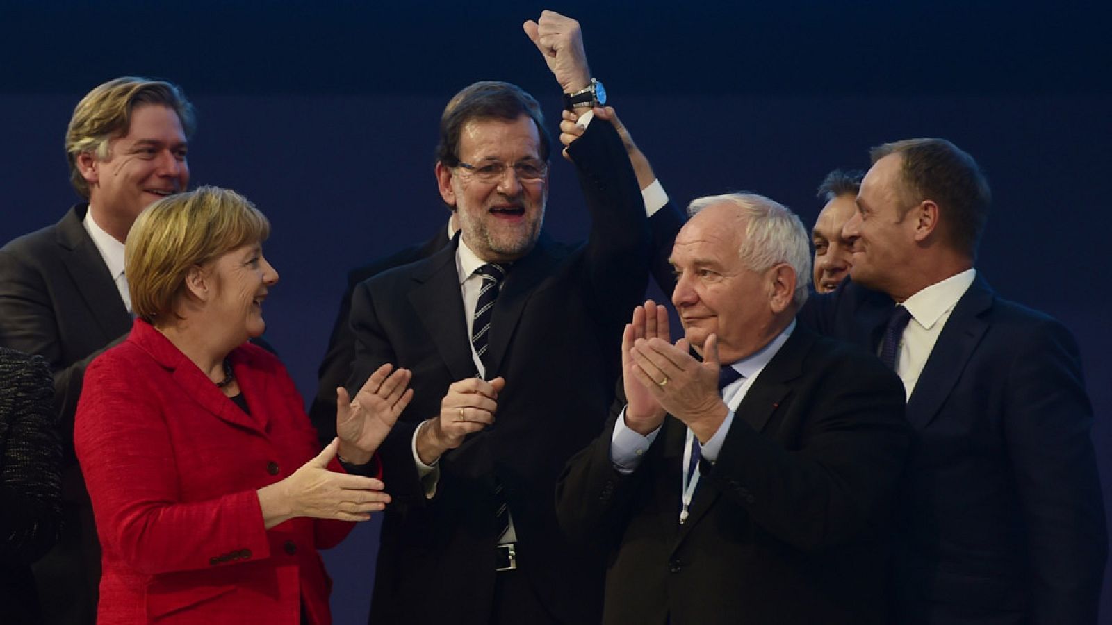 Rajoy: "No somos el refresco de moda ni una vieja idea con disfraz de nueva"