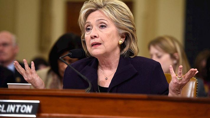 Telediario 1 - Clinton comparece en el Congreso para hablar de sus correos