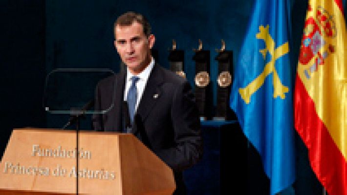 Felipe VI apela a la unidad de España y exige "no construir muros con los sentimientos" en los Premios Princesa de Asturias