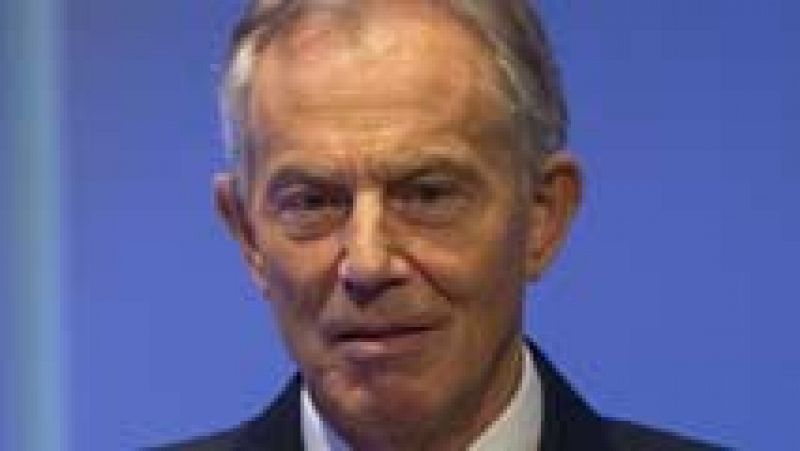 Blair se disculpa por aceptar datos erróneos que llevaron a la participación del Reino Unido en Irak