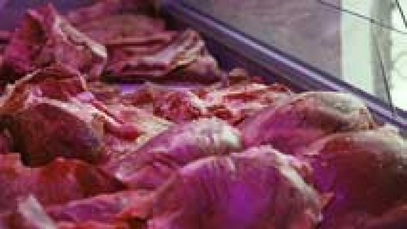 Telediario 1: Consumir 50 gramos de carne procesada a diario aumentaría el riesgo de padecer un cáncer | RTVE Play