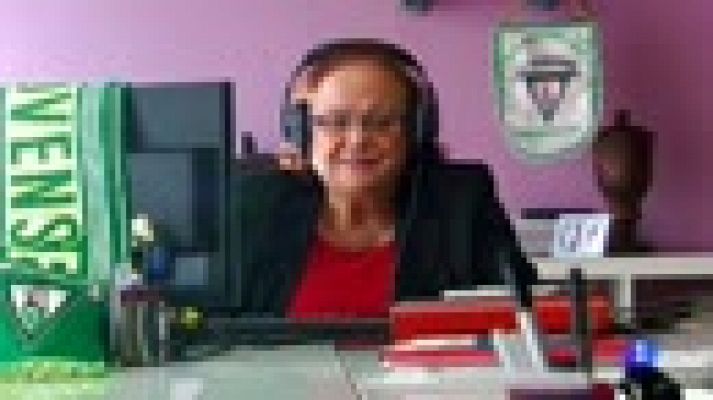 Telediario 1 - Juani, una improvisada 'community manager' del Villanovense