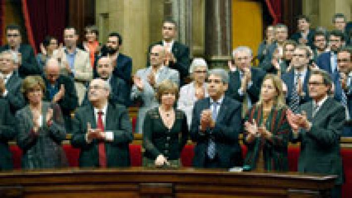 Telediario 1 - Telediario Matinal en 4' - 28/10/15