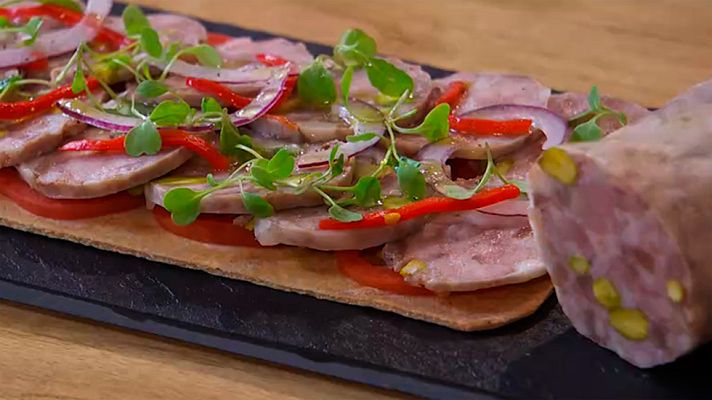 Torres en la cocina - Receta de embutido casero