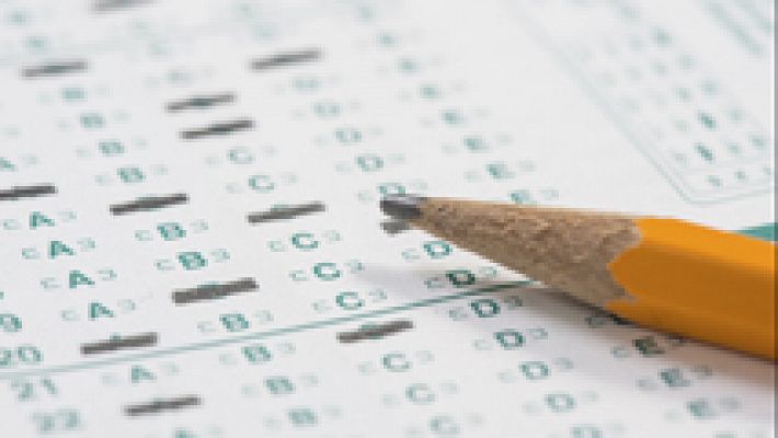 Telediario 1 - Comienzan las pruebas para obtener la nacionalidad española