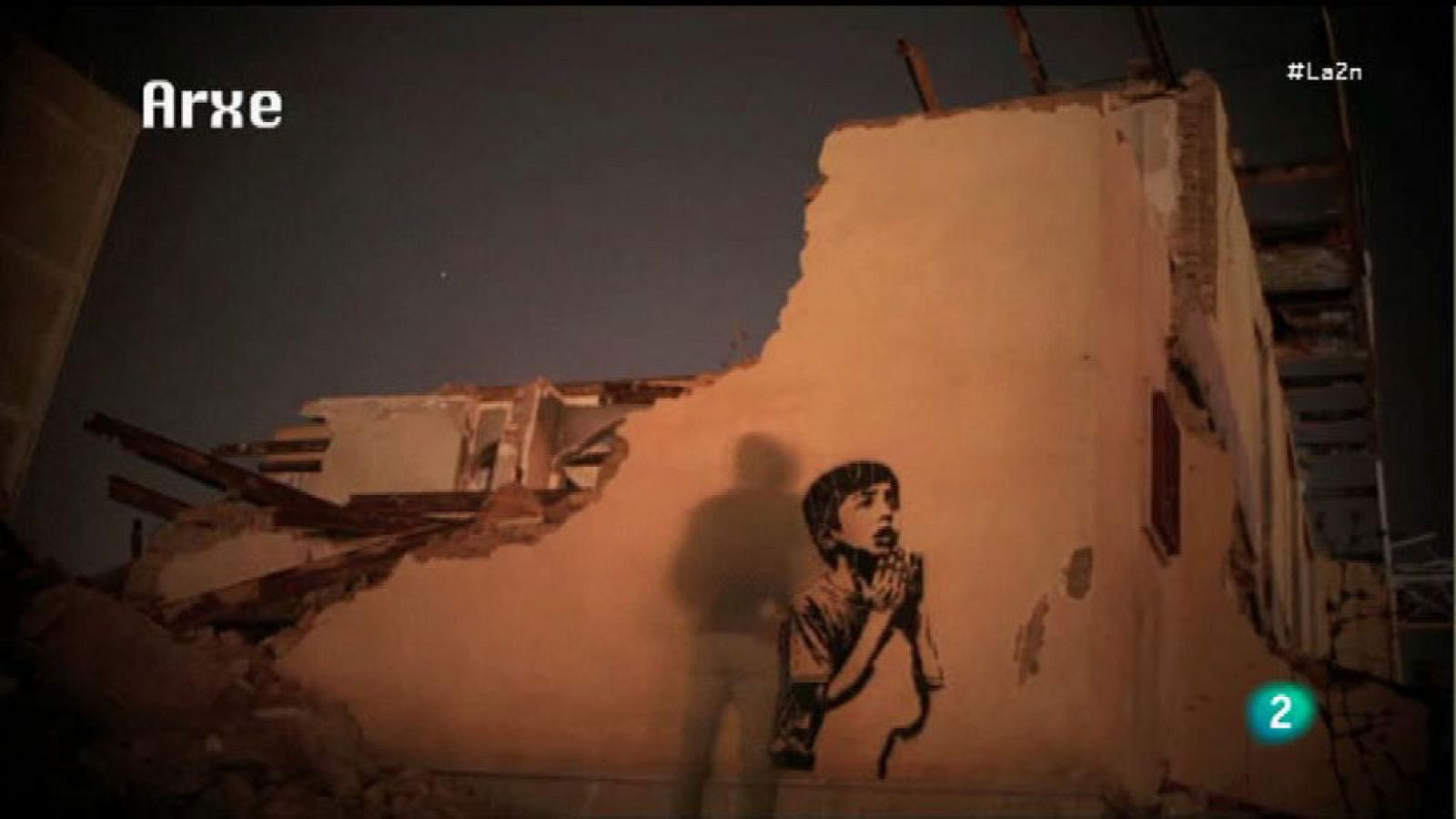 La 2 noticias - Paredes que hablan. Cine, grafittis y ley islámica en Teherán