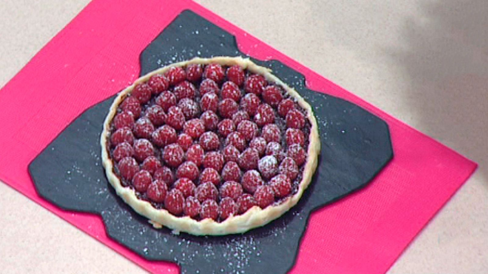 Escuela de pastelería: Tarta de chocolate y frambuesa