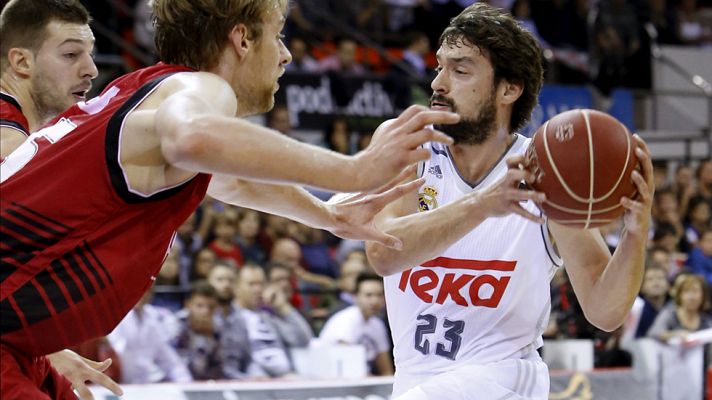 Telediario 1 - El Madrid gana en Zaragoza y los líderes no ceden en la ACB