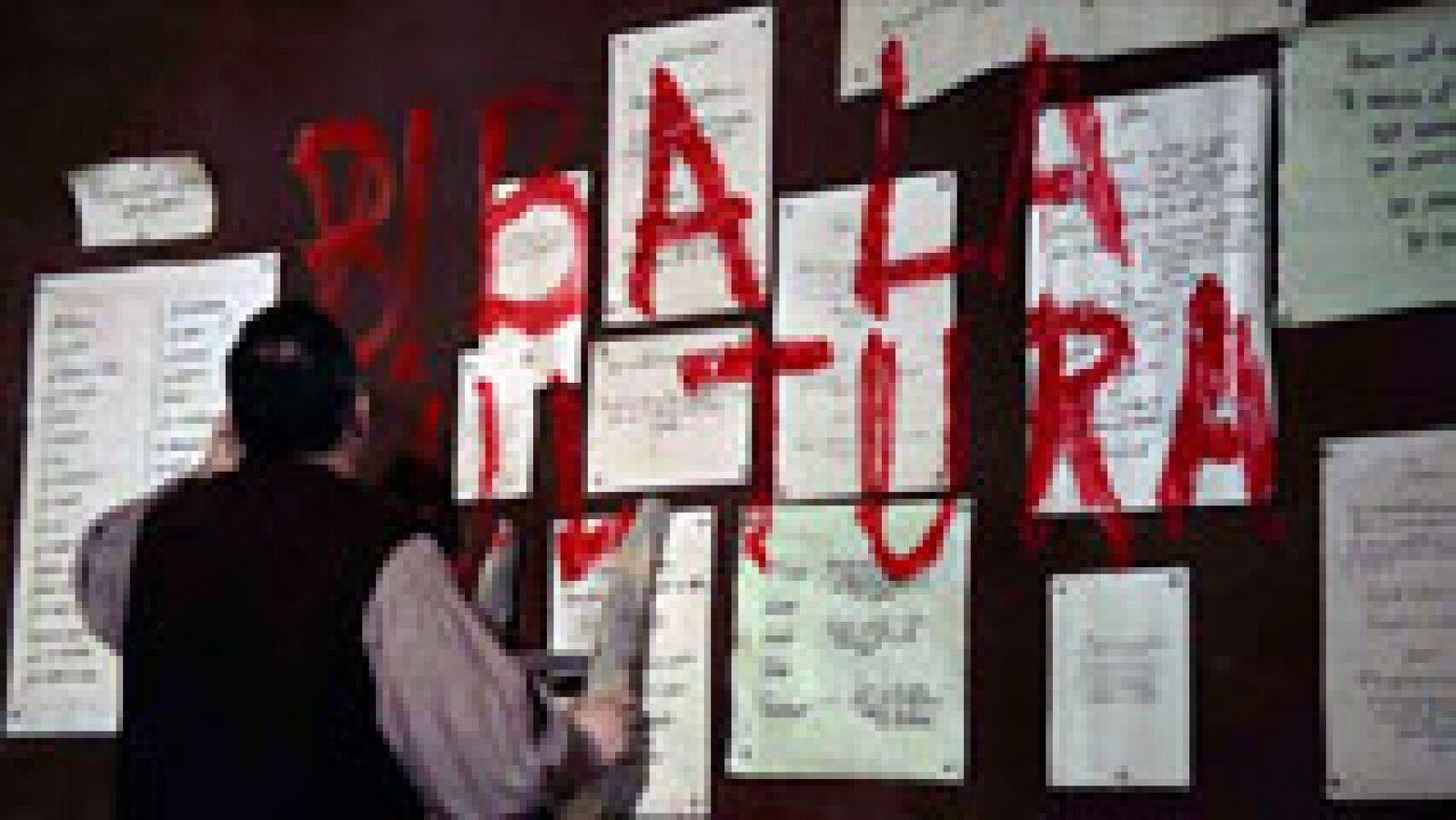 Águila Roja - Sátur, en la universidad: "Biba la cultura"