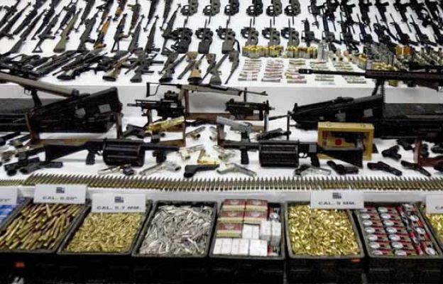  - Arsenal de armas en México