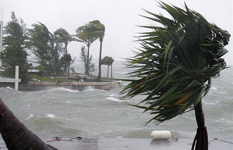  El huracán 'Paloma' alcanza la categoría 4 y amenaza a Cuba