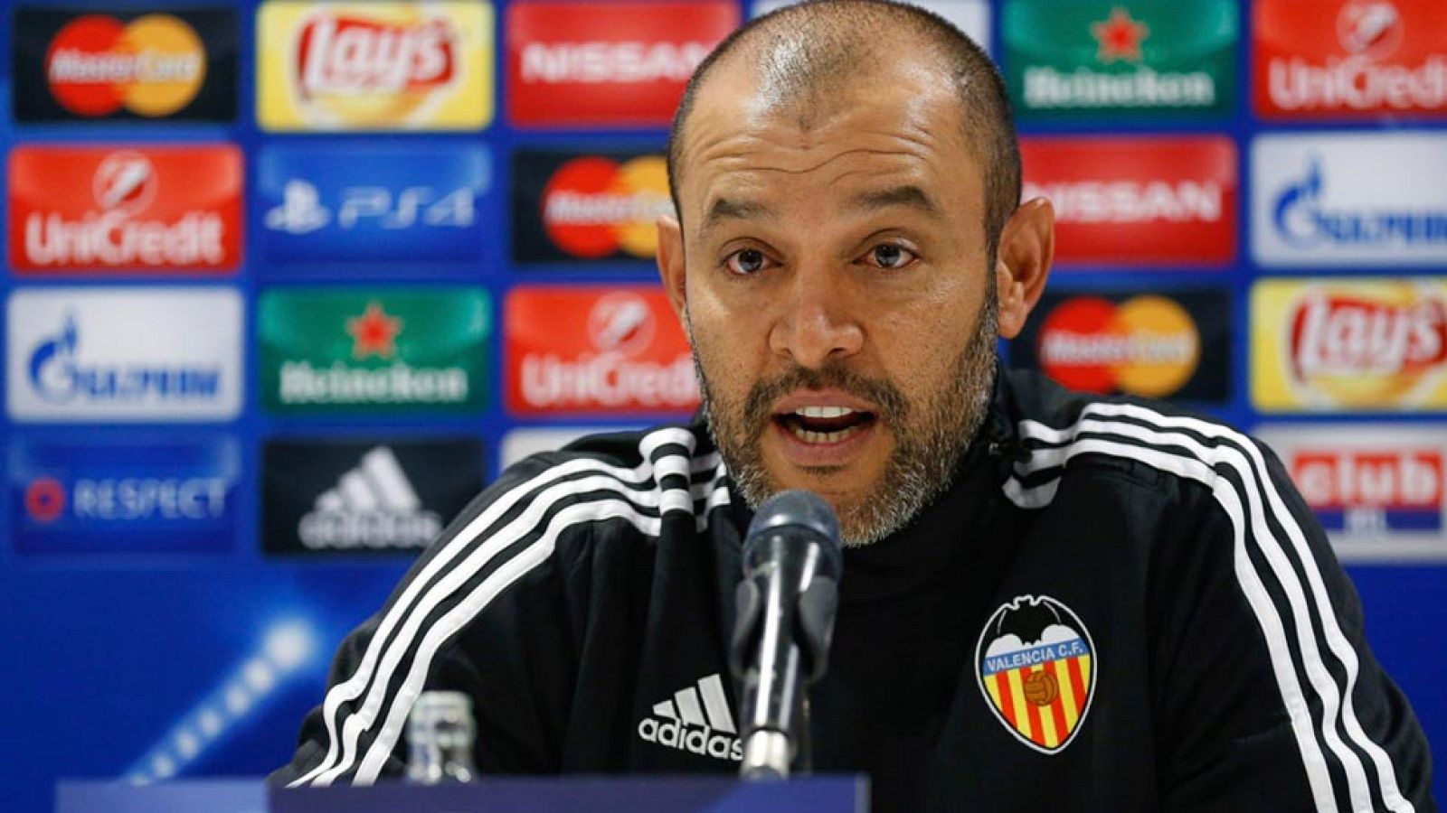 Nuno: "Todos los jugadores de la plantilla son una opción para mí" | Ver