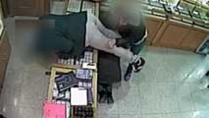 Telediario 1 - Las tiendas españolas perdieron 2.487 millones por hurtos el año pasado, el 1,33% de su facturación