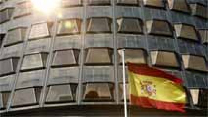 Telediario 1 - El TC admite los recursos de PP, PSC y C's contra la resolución independentista