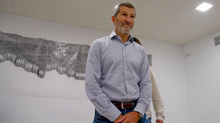 Telediario 1 - El Gobierno cesa por "pérdida de confianza" al ex jefe del Estado Mayor de la Defensa fichado por Podemos