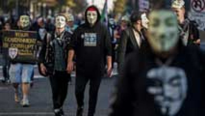 Al menos 50 detenidos tras la Marcha de las Mil Máscaras de Londres