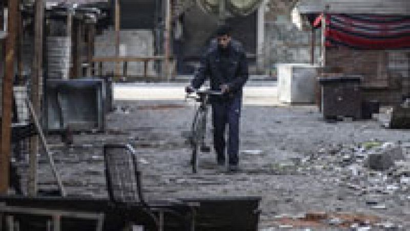 Mueren 23 personas en un bombardeo cerca de Damasco