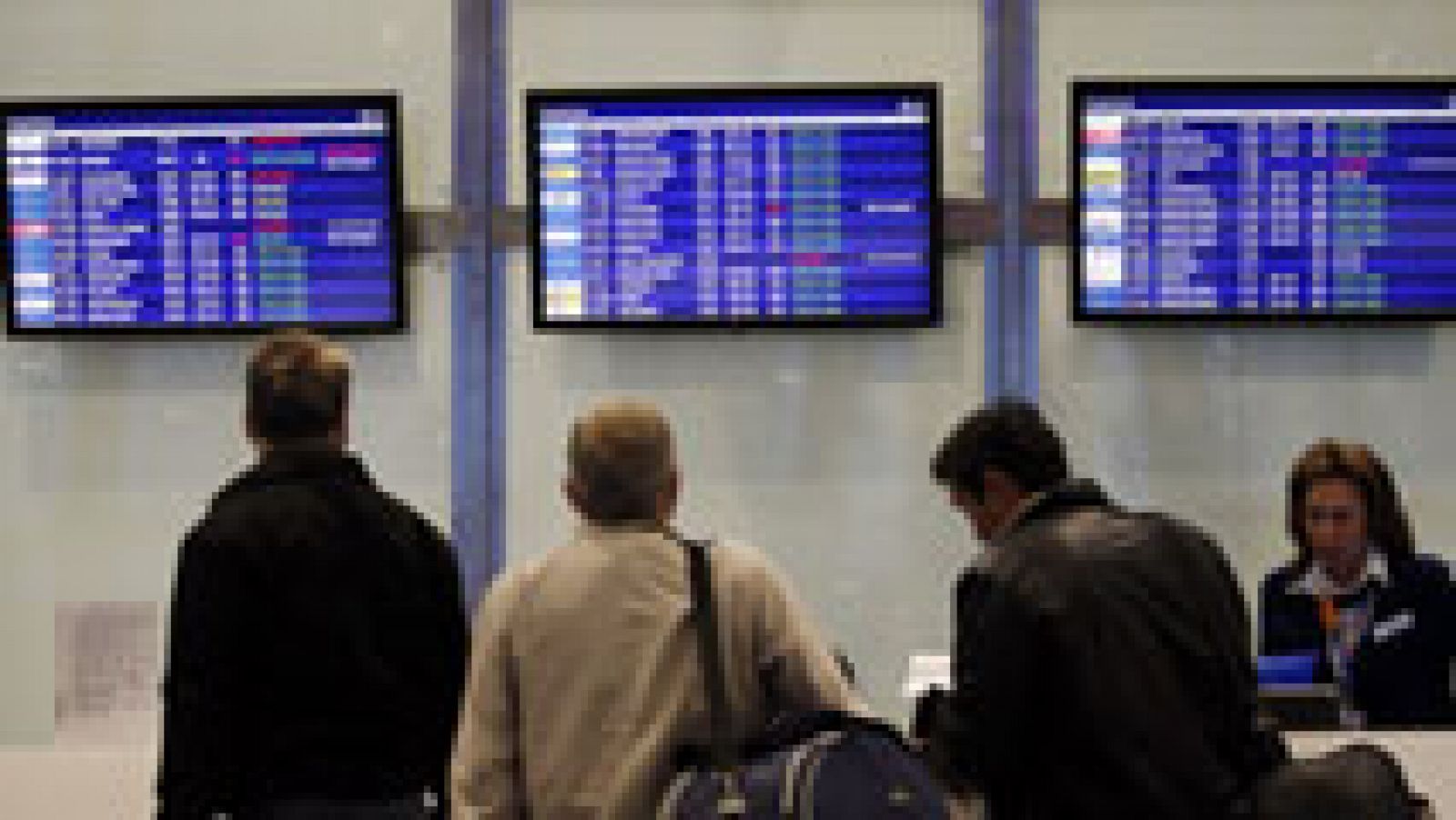 Rusia y Gran Bretaña continúan la operación de repatriación de turistas de Egipto