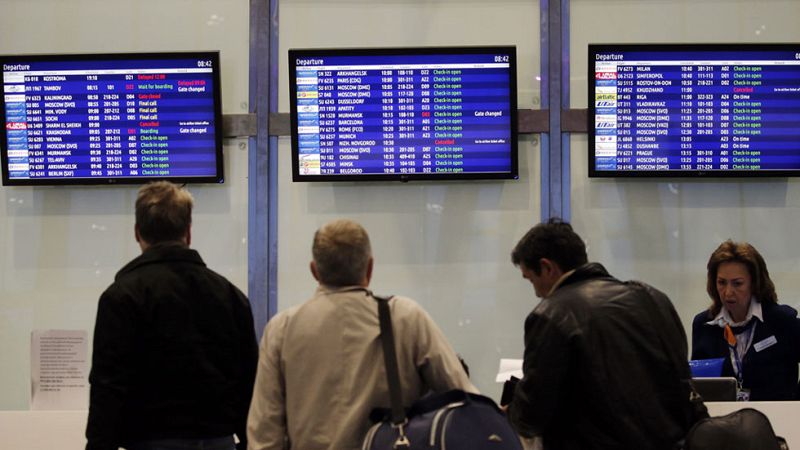 Rusia y Gran Bretaña continúan la operación de repatriación de turistas de Egipto