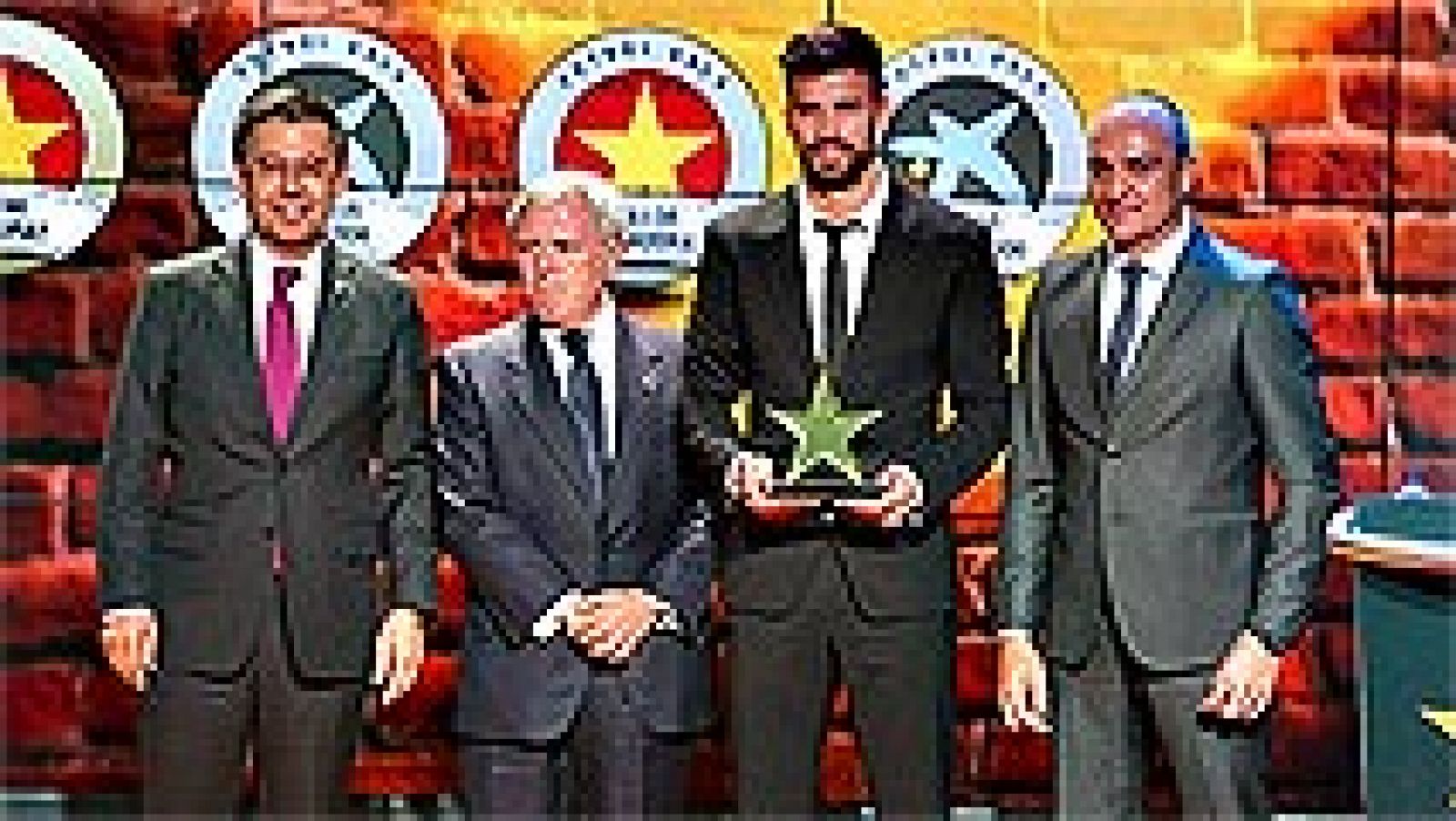 El defensa culé ha hablado sobre la próxima jornada liguera en la que se jugará el clásico en el acto de recogida del premio al mejor jugador catalán de la temporada 2014/15 en la cuarta edición de la Gala de las Estrellas que organiza la Federación