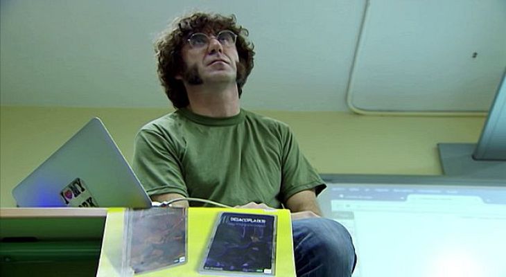 Universo UNED - Desacoplados