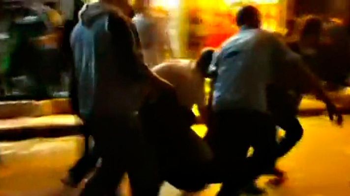 Un doble atentado suicida causa más de veinte muertos en un barrio de Beirut controlado por Hizbulá