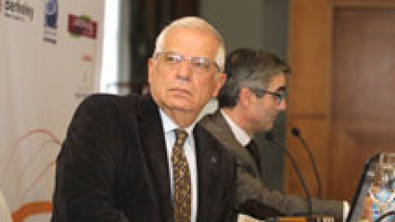 Borrell cree que Artur Mas es un "conductor que se ha quedado sin frenos"