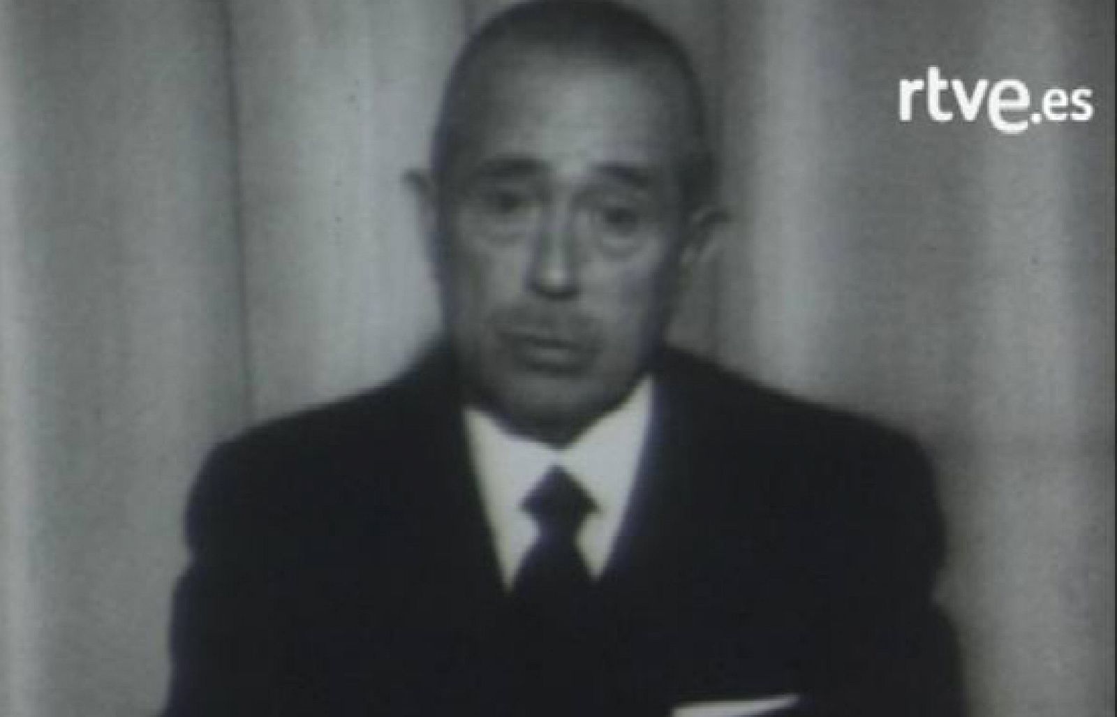 Fue noticia en el Archivo de RTVE: "Españoles... Franco ha muerto" | RTVE Play