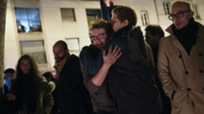 Telediario 1 - Aparente normalidad entre las grandes medidas de seguridad y consternación por los ataques