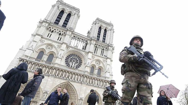 Telediario 1 - Telediario - 21 horas - 14/11/15