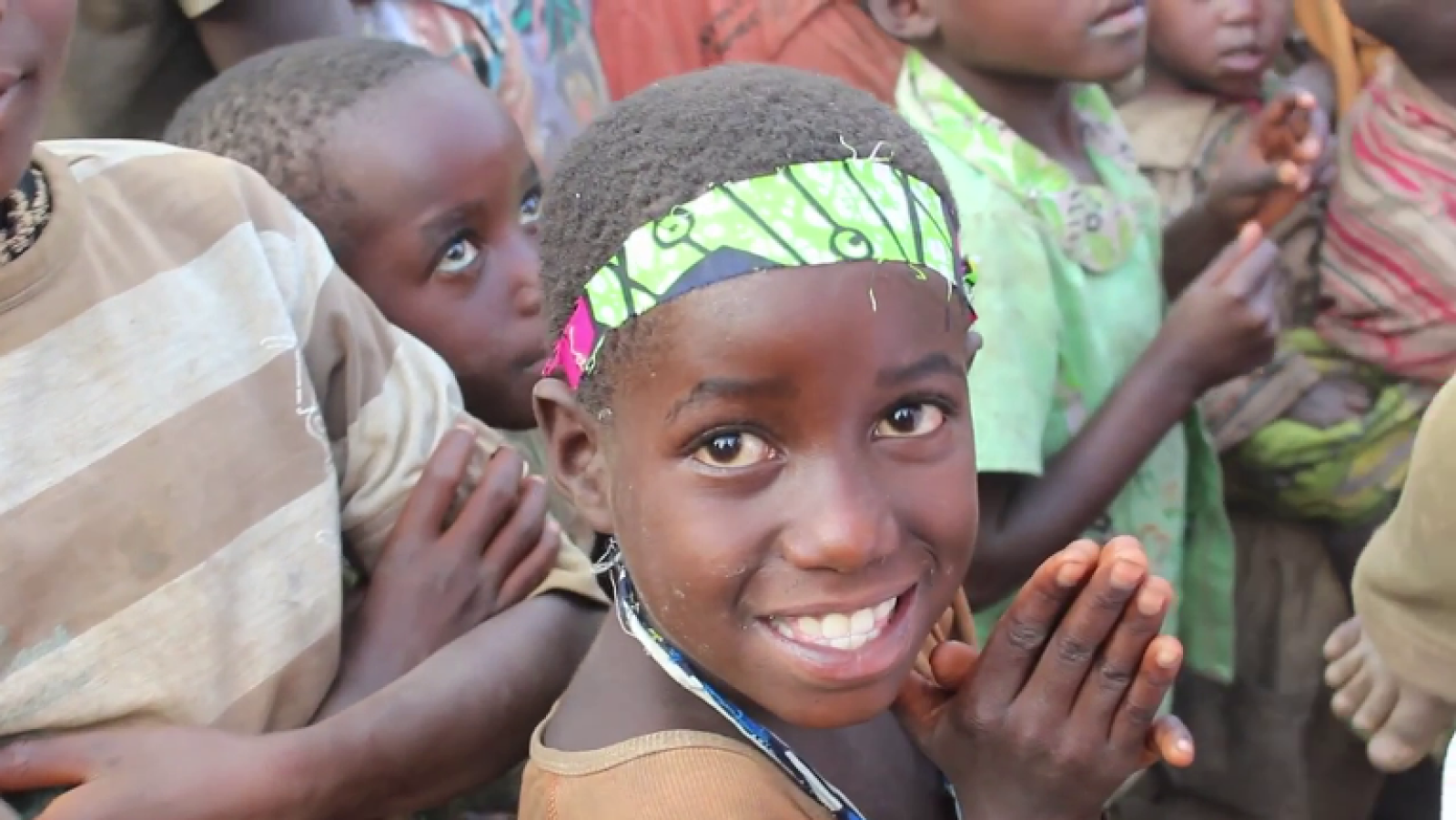 Fábrica de ideas - Invierte: HelpUp | Ver