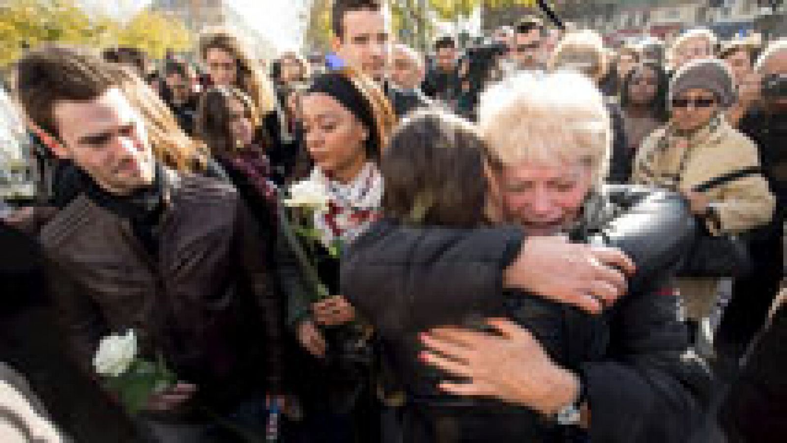 Telediario 1: Vidas truncadas y familias rotas por los atentados de París | RTVE Play