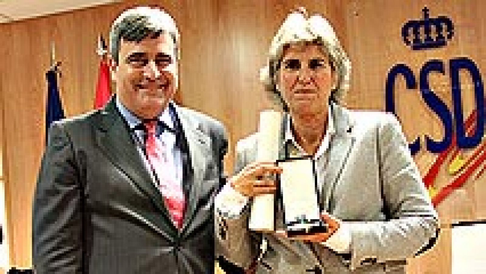 Telediario 1: Paloma del Río recibe la medalla de oro de la Real Orden del Mérito Deportivo | RTVE Play