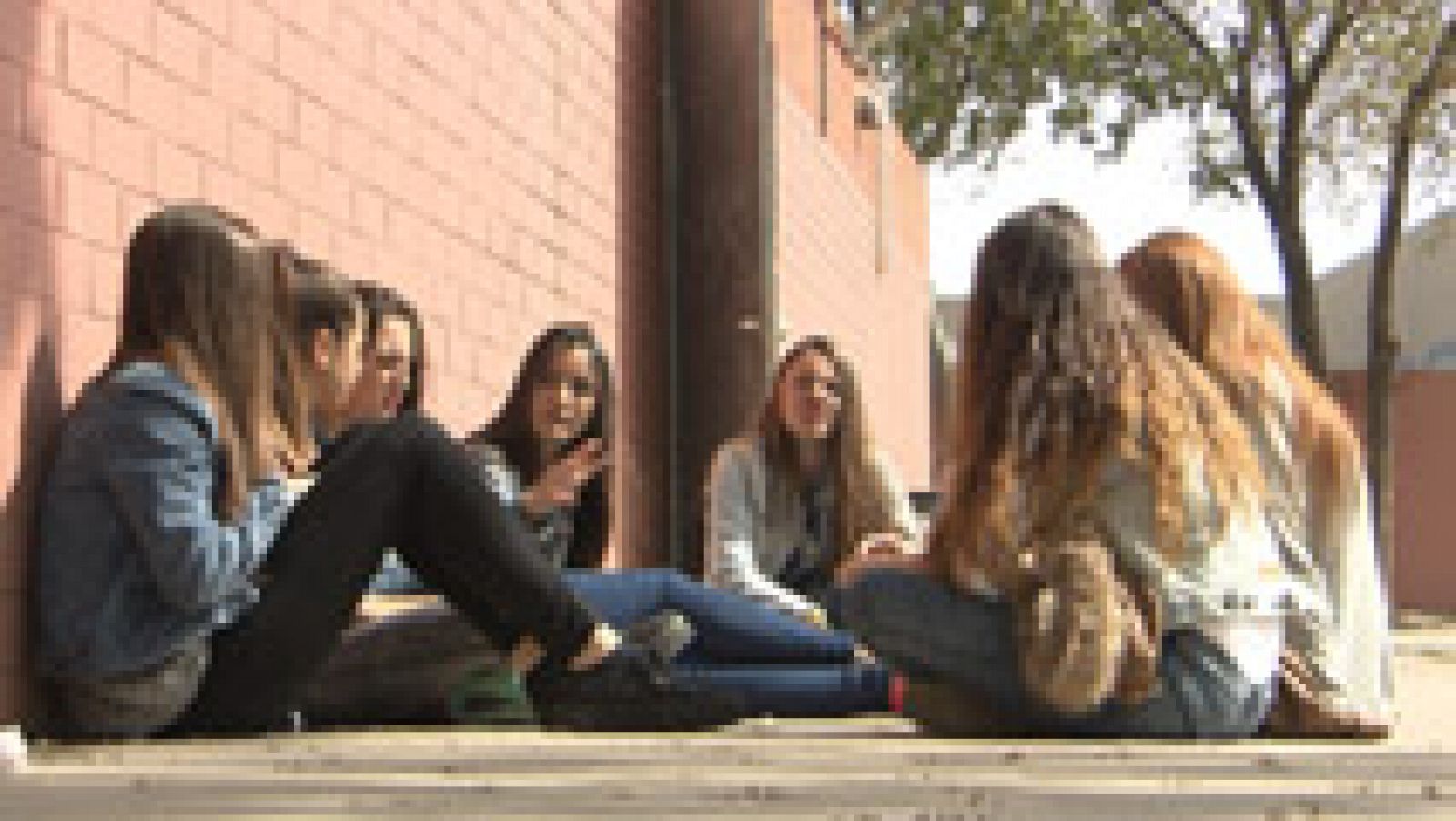 Documentos TV -  El machismo que no se ve - Avance
