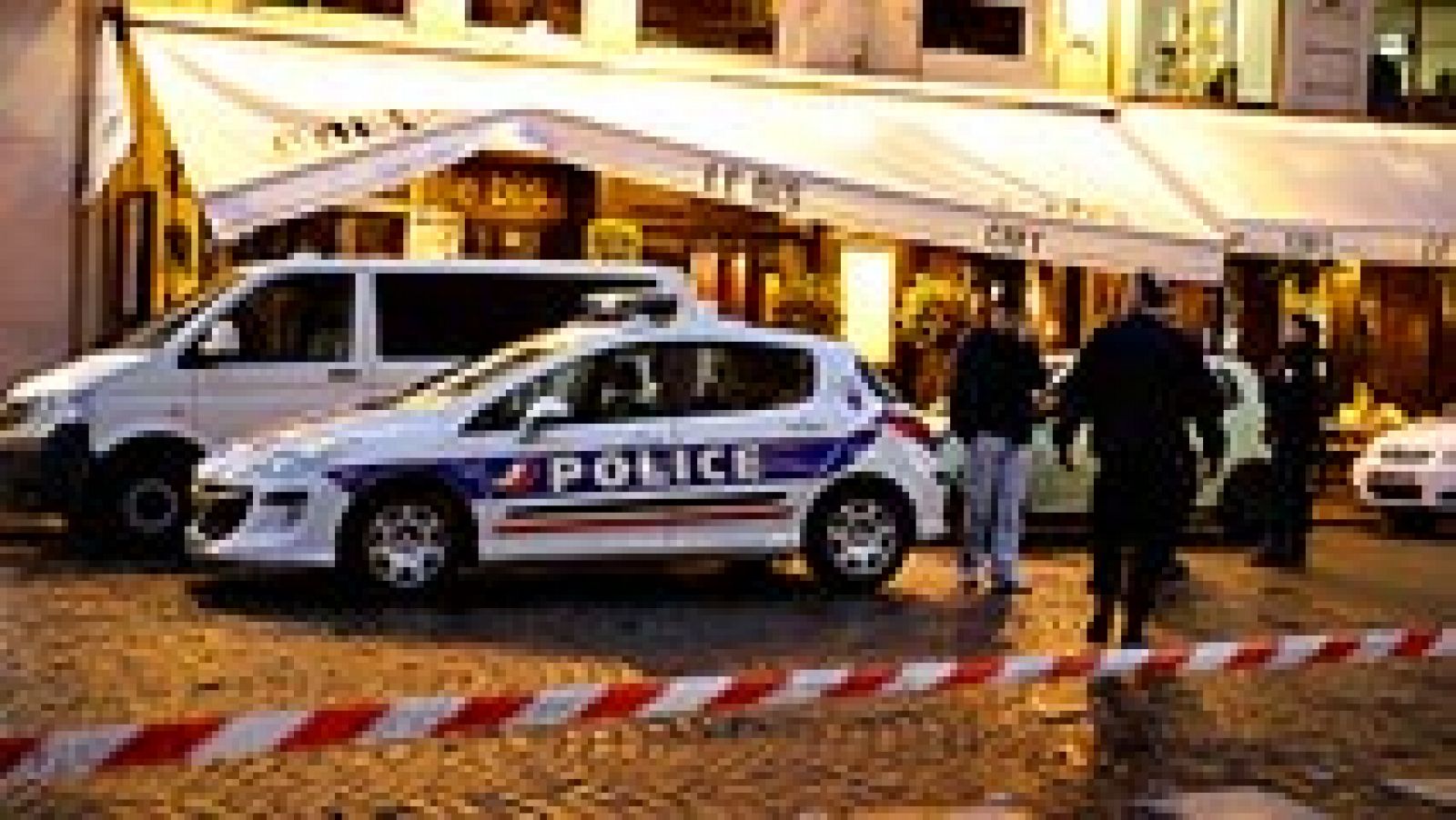 Telediario 1: La policía prosigue la investigación de los atentados de París y busca a un segundo terrorista huido | RTVE Play