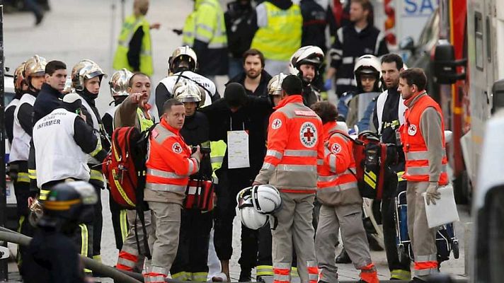 Especial Operación antiterrorista en Saint Denis (1)