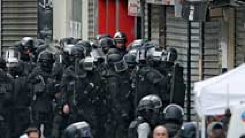Gran despliegue policial en las calles tras el asalto en el municipio de Saint-Denis
