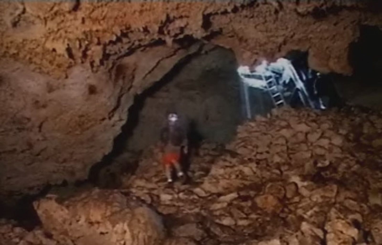 Descenso al infierno de los mayas | Ver