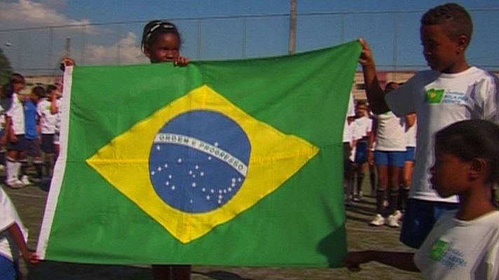 La noche temática - Un frágil sueño en las calles de Río