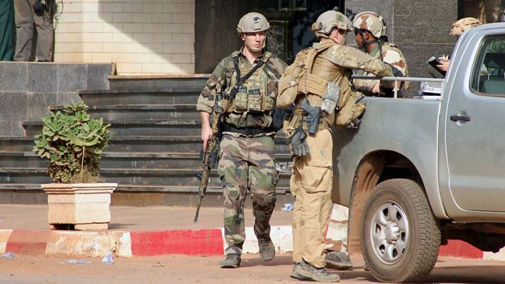 Telediario 1 - Telediario 2 en 4' - 20/11/15