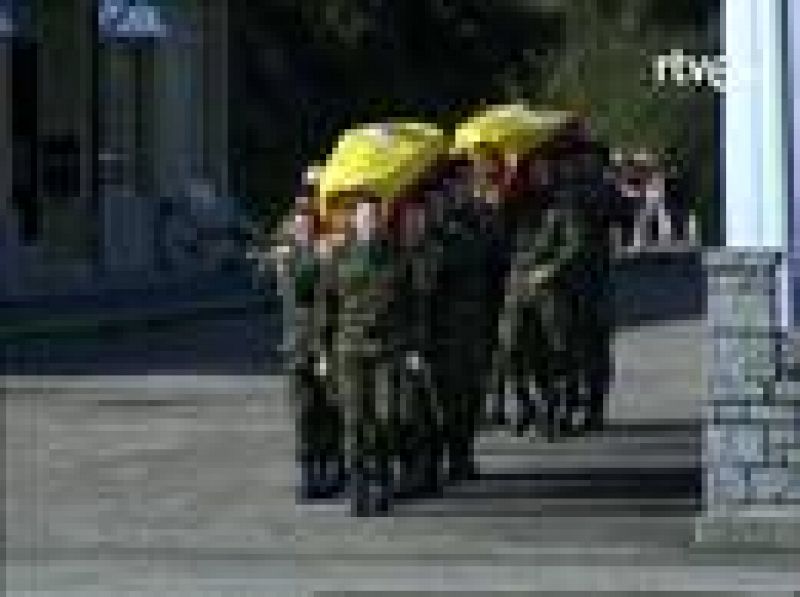 Los Príncipes de Asturias llegan al funeral por los dos militares muertos