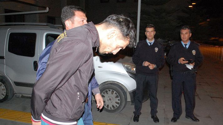 Telediario 1 - Un belga sospechoso de preparar los atentados