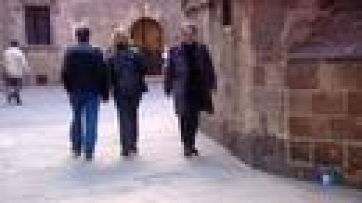 L'Informatiu - Parlem amb Javier Olivares, creador del "Ministerio del Tiempo" i guanyador de l'Ondas a millor sèrie de televisió