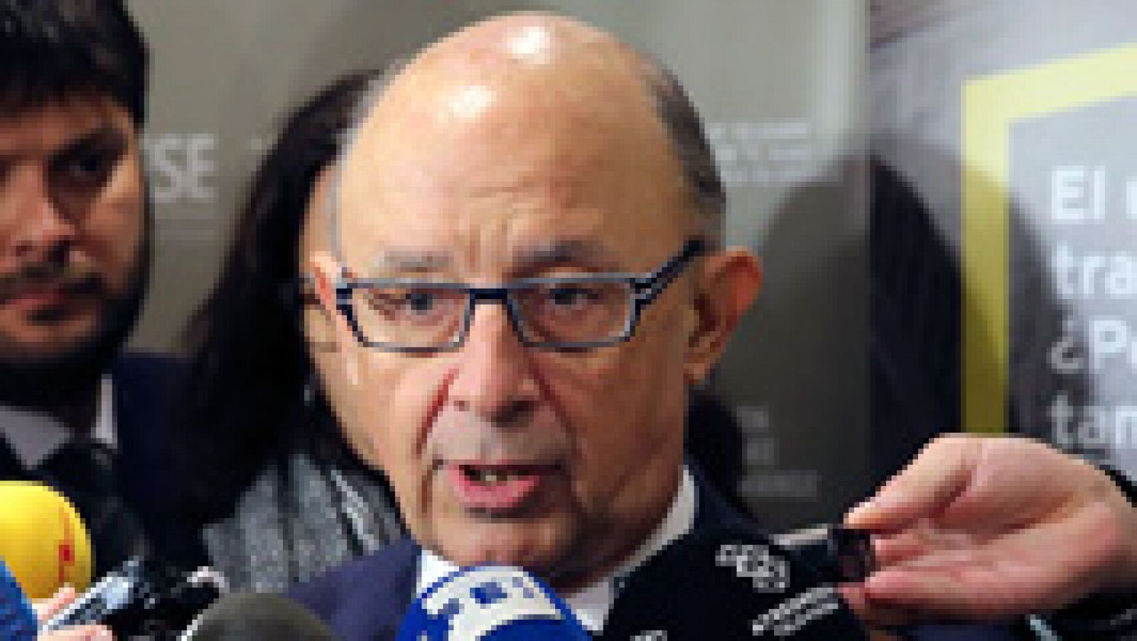 Telediario 1: Montoro encarga investigar qué ha ocurrido con los 1.318 millones que Cataluña no contabilizó en 2013 | RTVE Play