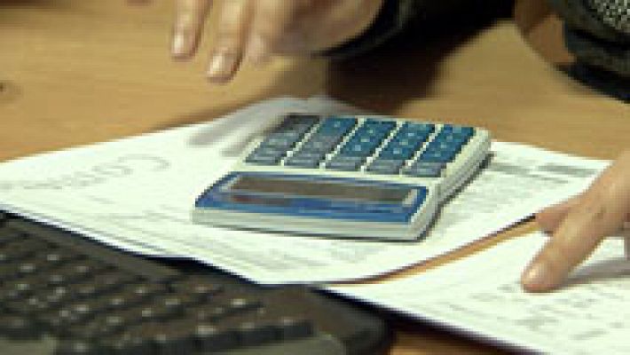 Telediario 1 - Algunos consejos para ahorrar en la próxima declaración de la renta