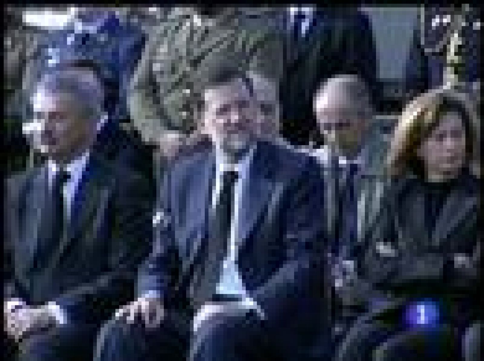 Telediario 2 en cuatro minutos - 11/11/08 | Ver