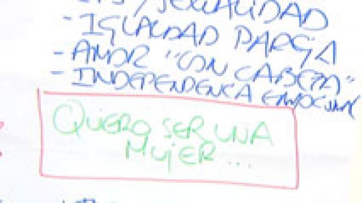 Telediario 1 - Una terapia impartida en Málaga es pionera para adolescentes víctimas de la violencia machista