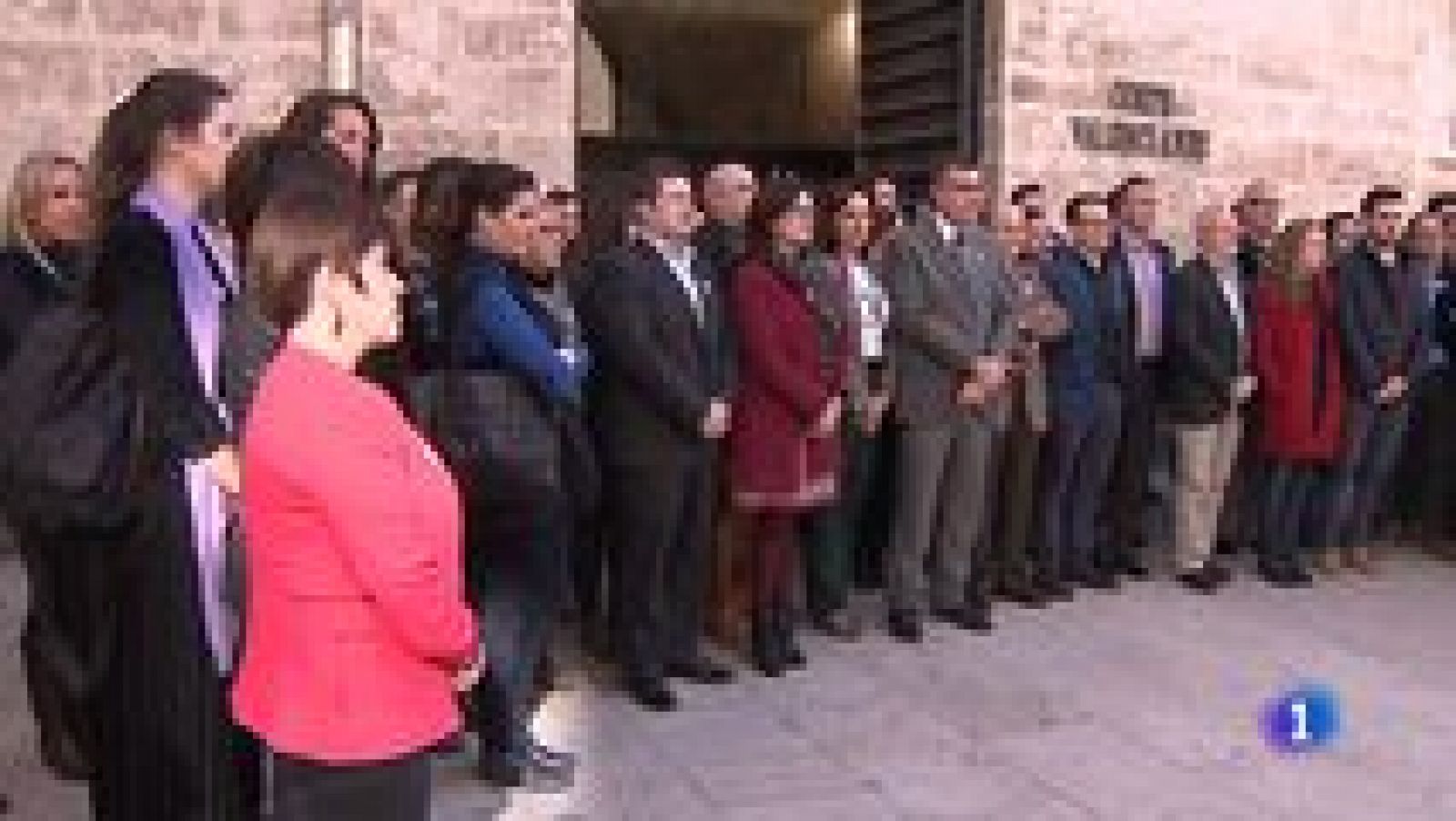 L'informatiu - Comunitat Valenciana: L'Informatiu - Comunitat Valenciana 2 - 25/11/15 | RTVE Play